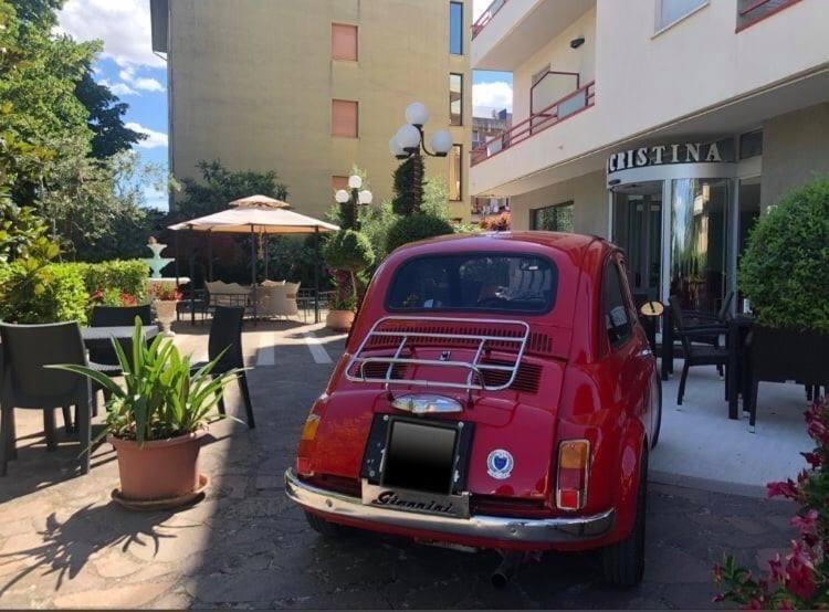 Hotel Cristina Chianciano Terme Exterior foto